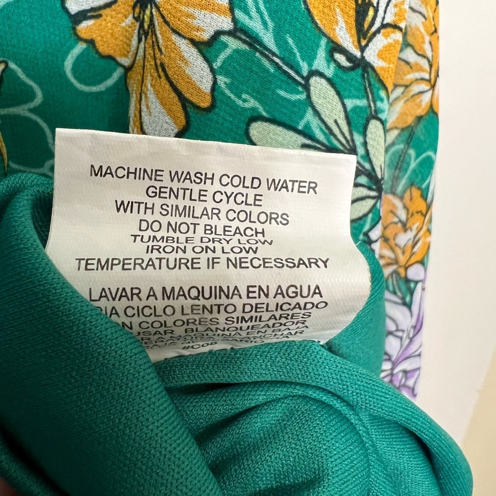 Gorgeous AUW Green Dress - Picture 5 of 10